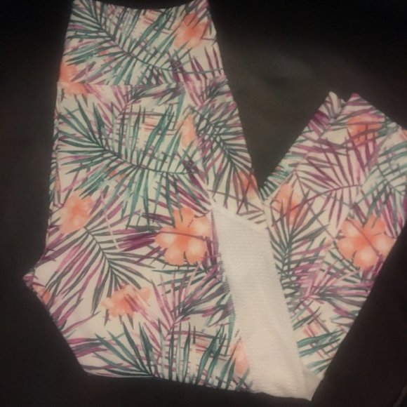 Bally Total Fitness Floral Mid-Rise Leggings - Picture 1 of 16